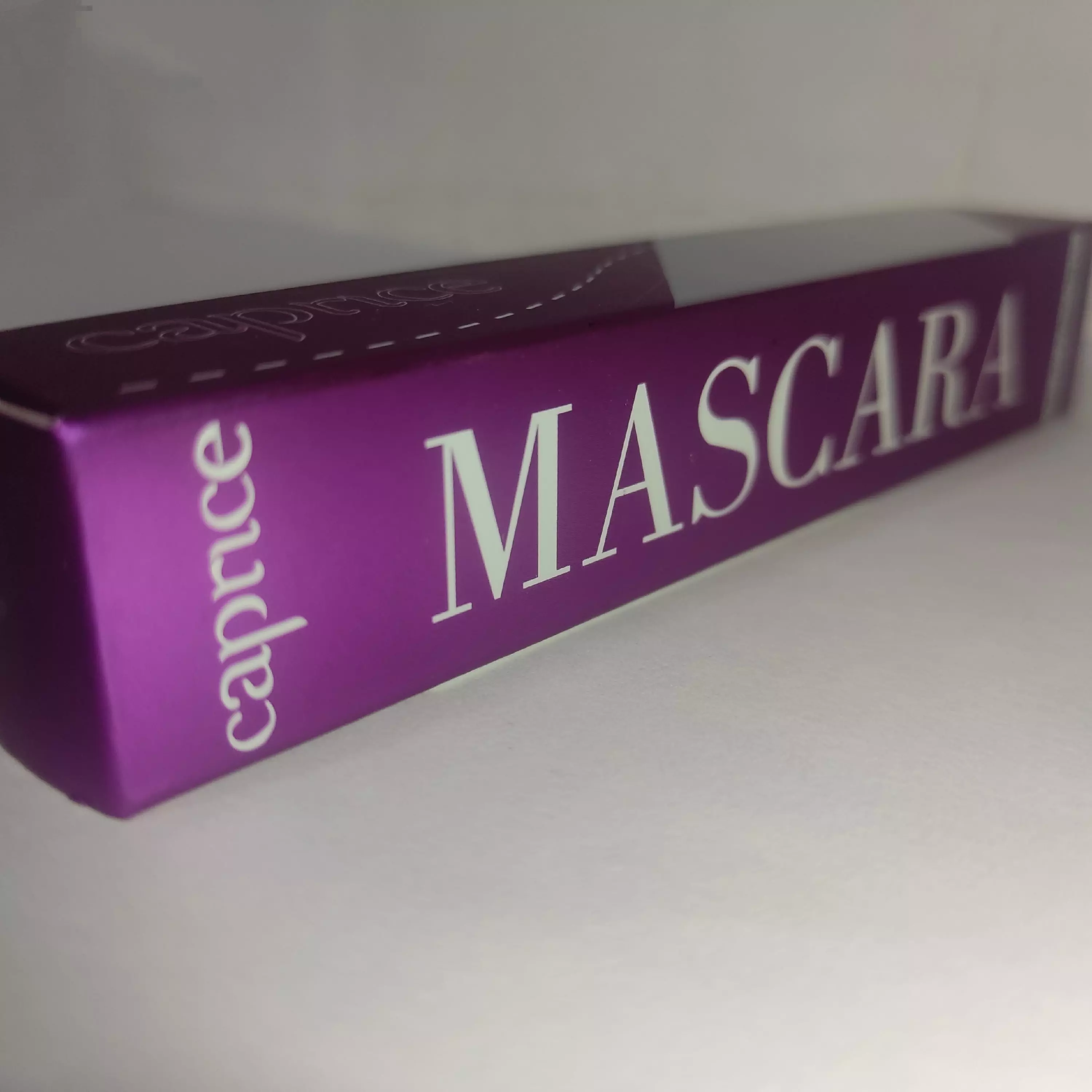 ریمل ضد آب و حجم دهنده کاپریس Capris Mascara