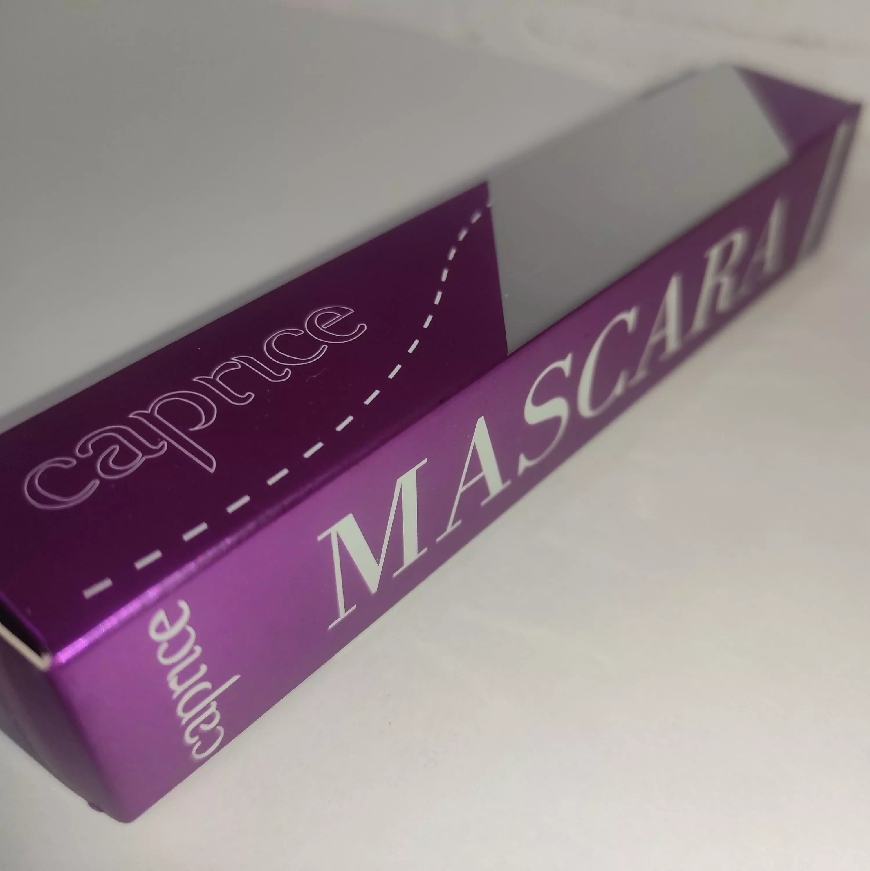 ریمل ضد آب و حجم دهنده کاپریس Capris Mascara