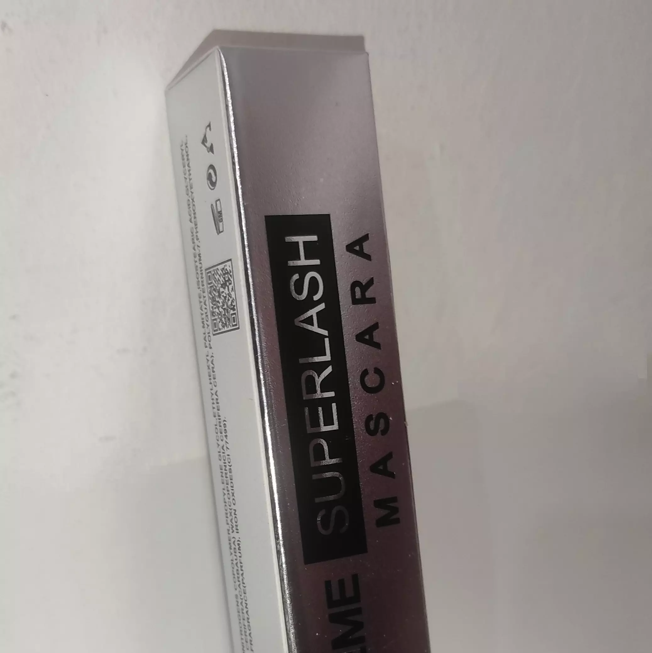 ریمل حجم دهنده یورن مدل سوپر لش EXTREME SUPERLASH MASCARA