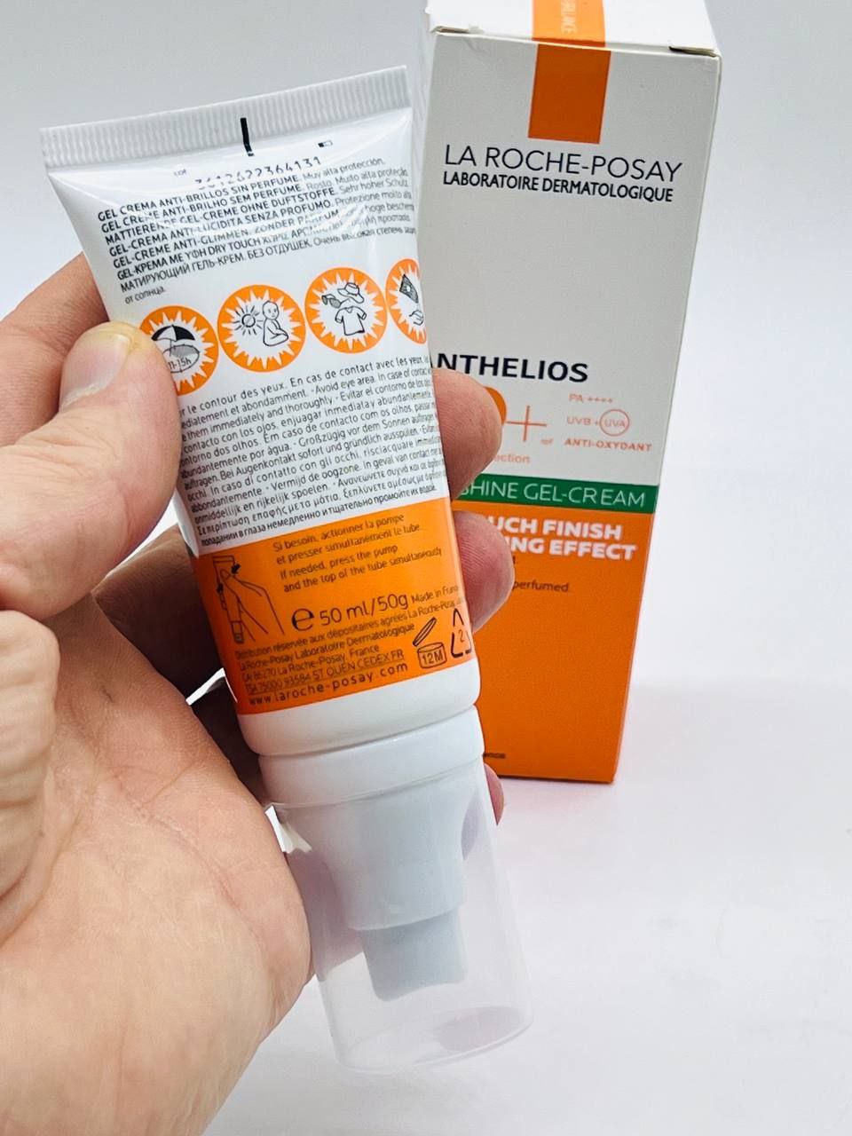 کرم ضد آفتاب لاروش پوزای  جنس درجه یک با مواد اصلی  مدل پمپی LA ROCHE-POSAY CREME ANTI - BRILLANCE